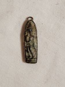 lot 136 image: Buddist Thai Amulet Charm Pendant