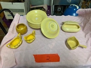 Fiesta bowls, yellow and amber glassware