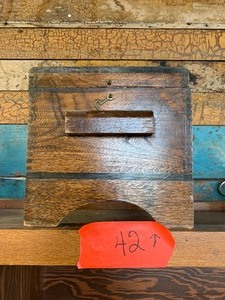 Shoe shine step