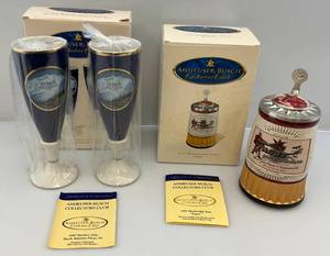 lot 18 image: 2007 Anheuser-Busch Collectors Club Steins 1 Faust 1 Balvarian Pilsners (NIB)