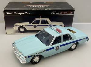 lot 27 image: Vintage Collectible Jim BEAM Decanter State Trooper Car Used In Original Box (Empty)