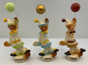 lot 44 image: Vintage Misc. Beam Club Collectors Fox Clown Figurines