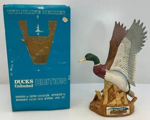 lot 73 image: Vintage Ski Country Ducks Unlimited Edition (Mallard Duck) Decanter In Original Box (EMPTY)