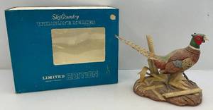 lot 79 image: Vintage Ski Country Collectible Limited Edition (Ringneck Pheasant) Decanter In Original Box (EMPTY)