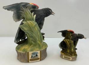 lot 85 image: Vintage Ski Country Collectible (Red Winged Black Bird) Decanters Loose 1Miniature (EMPTY) 1 Larger