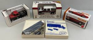 lot 126 image: Misc. Diecast Miniatures (NIB)