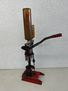 MEC Grabber Model 76 Reloading Press