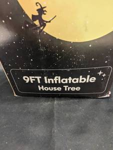 lot 22 image: 9FT Inflatable House Tree for Halloween