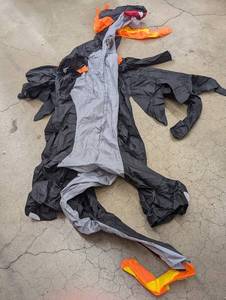 lot 66 image: Large Inflatable Halloween Dragon Yard Decor