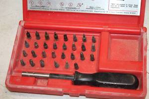 lot 1446 image: Snap-on Magnetic Screwdriver Set SSDM230