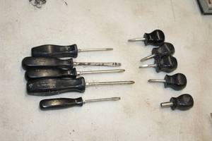 lot 1453 image: Lot of (10) Snap-on Screwdrivers - (5) Stubby and (5) Regular