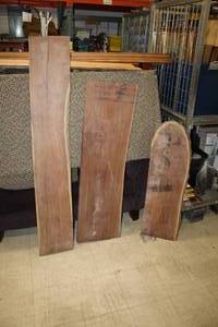 lot 1475 image: Lot of (3) Rough Cut Live Edge Wood Sections - 64-12x11x1-14, 52x16x1-34, 41x13x1