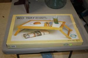lot 1500 image: Beechwood Malamine Top Bed Tray