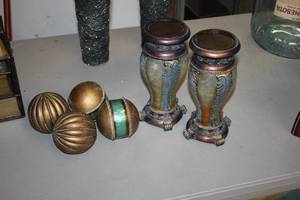 lot 1503 image: (2) Wood Pedestals 10x4D, (4) Wood Balls 4D