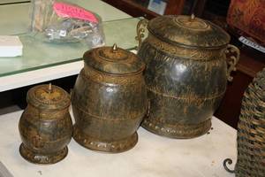 lot 1506 image: Lot of (3) Metal Containers with Lids