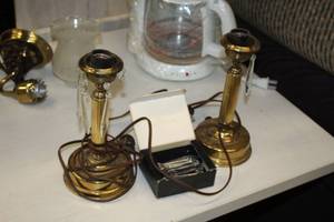 lot 1488 image: Lot of (2) Table Lamps 9 with Extra Pieces