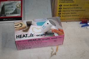 lot 1586 image: Heat It Craft Tool