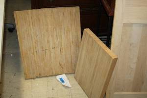 lot 1556 image: Lot of (2) Wood Butcher Block Boards Unfinished (1) 19x13-12x1-12, (1) 22x19-14x1-14