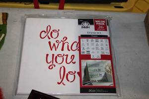 lot 1585 image: Stencil Kit 26-piece