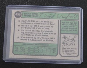 1974 Topps Dave Winfield #456 Rookie Card  Good Corners - No Crease  Mid Grade or Better