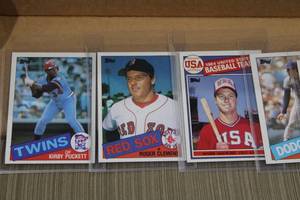 1985 Topps Baseball Complete Set  Kirby Puckett - Roger Clemens - Mark McGwire Rookie Card