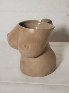 lot 154 image: SIGNED Fine Art Ceramic Mug - Nude Form