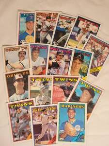 lot 209 image: Topps 1988 MLB Baseball Card Box Set