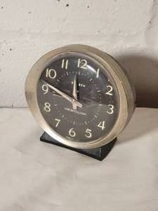 lot 148 image: MCM Vintage Westclox Big Ben Alarm Clock - Model 10038