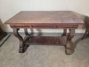 lot 32 image: Stunning Antique Arts & Crafts Library Desk