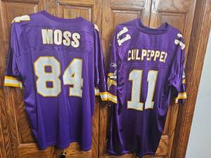 lot 353 image: Vikings Culpepper and Moss Connection Jersey Shirts, pair