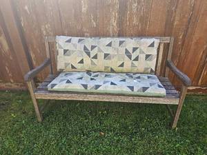 lot 360 image: Distressed Slotted Garden Bench