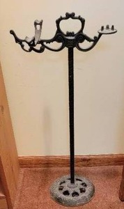 lot 402 image: Antique Iron Smoke Stand