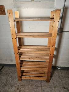 lot 515 image: 5 Shelf Laminate Bookcase