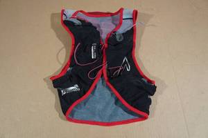 lot 29 image: Ultraspire Big Bronco Light Weight Running Vest