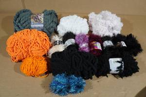 lot 182 image: Assorted Yarn