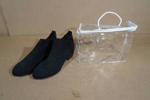 lot 188 image: Torrid Ladies Slip-On Stretch Knit Ankle Boots -Size 12
