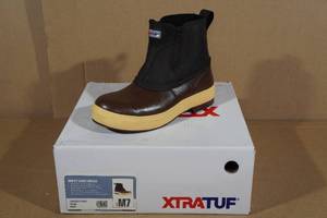 lot 229 image: Xtratuf Mens 6 Legacy Chelsea Boots -Size 7