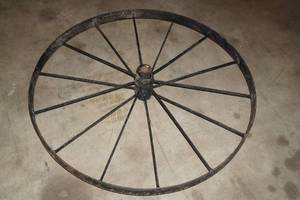 lot 240 image: Vintage 40 Steel Wagon Wheel