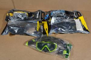 lot 263 image: 5 Pano 3 Snorkel Sets
