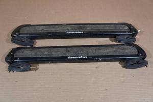 lot 286 image: Barrecrafters Horizontal Ski & Snowboard Clamp Roof Rack