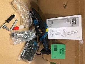20V 4 in. Cordless Mini Chainsaw Including 1 Batteries  Customer Returns See Pictures