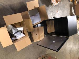 Masterbuilt 30 in. Dual Fuel Propane Gas and Charcoal Smoker in Black    Customer Returns See Pictures