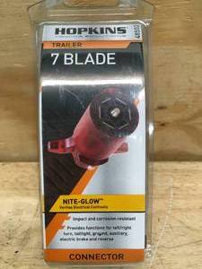 lot 78 image: Hopkins 7 Blade Trailer Connector with Nite-Glow 0921246.40