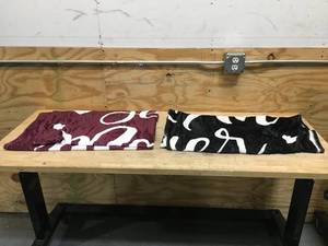 lot 135 image: Lot of 2 - Best Mom Ever Throw Blanket - Black and Maroon