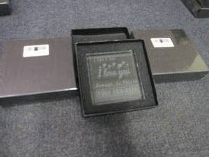 lot 13 image: 3-I Love You Desk Dcor...