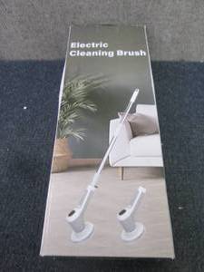 lot 87 image: Electric Cleaning Brush...
