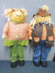 lot 162 image: Set of 34 inch Man & Woman Fall Sca...