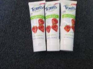lot 192 image: 3- 5.1 oz Toms Childrens Toothpast...