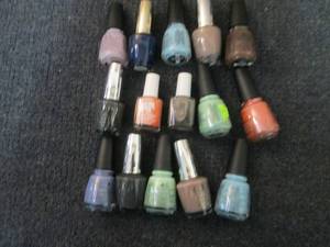 lot 199 image: 15 each Assorted Nail Polish...