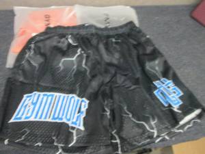 lot 290 image: 3 Mens Large Gym Wolf Athletic Shor...
